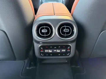 Mercedes-Benz GLC 300 d COUPE