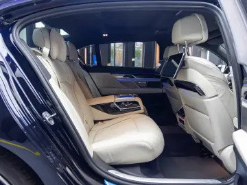 BMW 745 Le XDRIVE