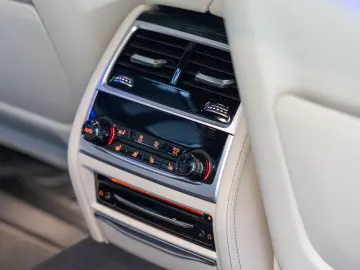 BMW 745 Le XDRIVE