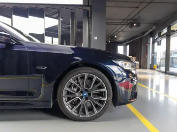 BMW 745 Le XDRIVE