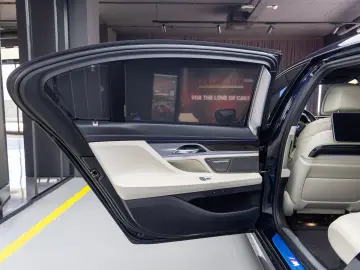 BMW 745 Le XDRIVE