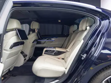 BMW 745 Le XDRIVE