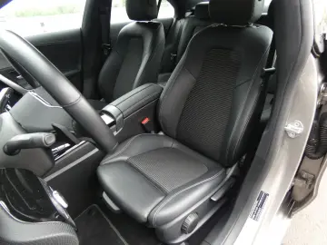 MERCEDES-BENZ CLA 180 Coupe Aut. LED WIDESCREEN