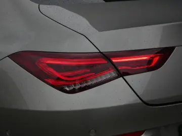 MERCEDES-BENZ CLA 180 Coupe Aut. LED WIDESCREEN