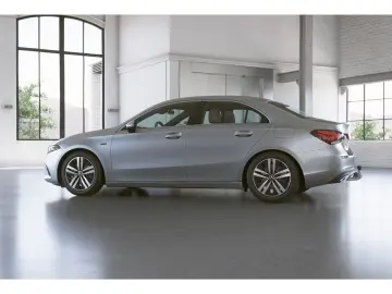 MERCEDES-BENZ A 250 e PROGRESSIVE MEMO MULTI 360 DISTR