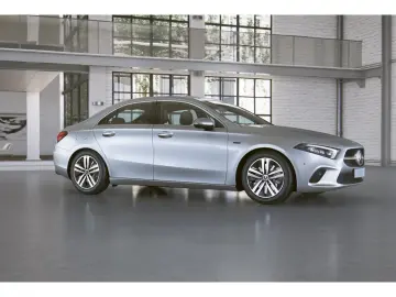 MERCEDES-BENZ A 250 e PROGRESSIVE MEMO MULTI 360 DISTR