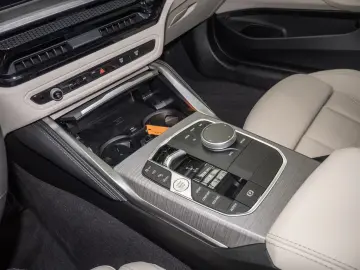 BMW 430i Coupe xDrive M-Sport H K HGSD NAVI ACC 360