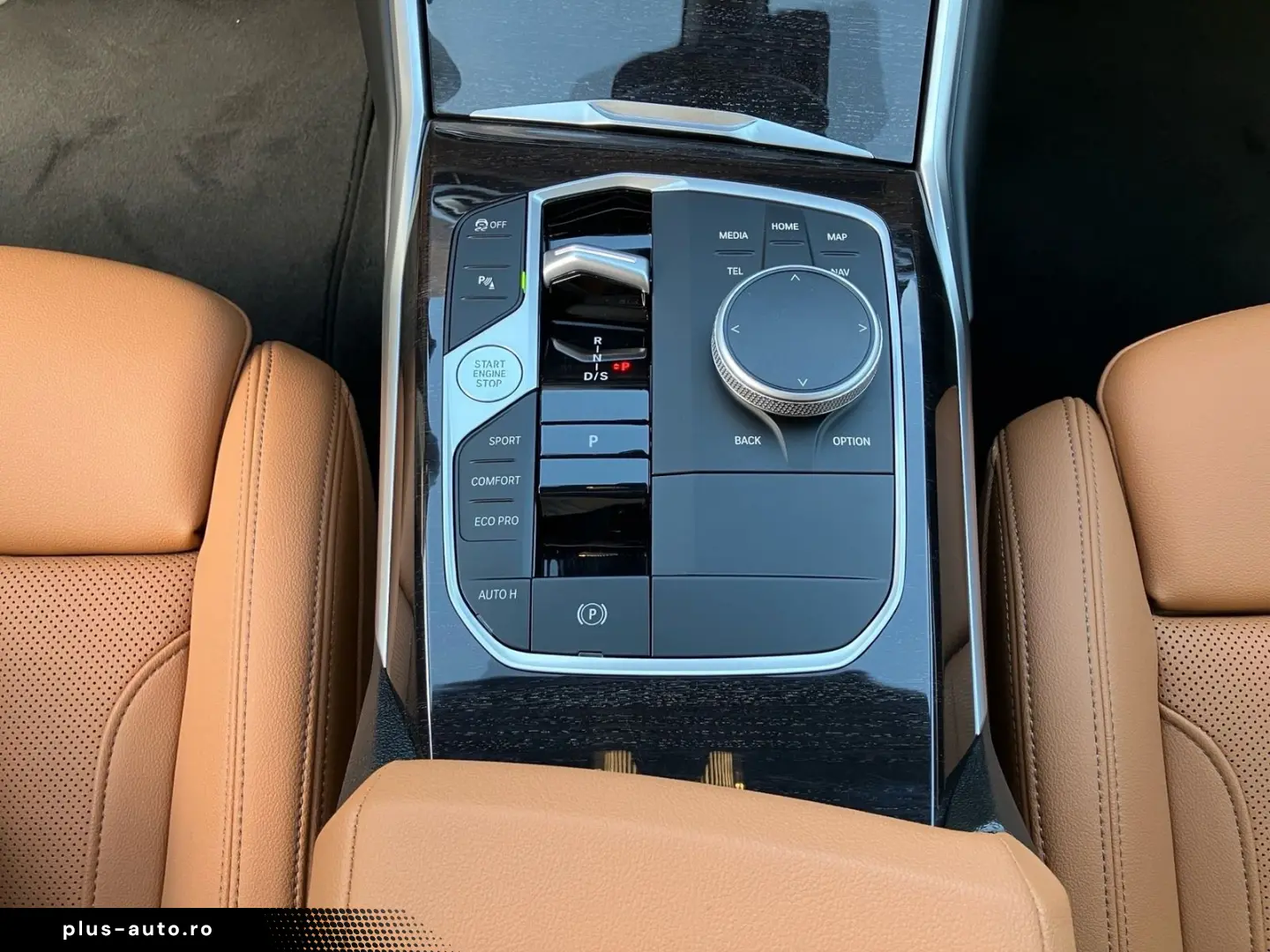 BMW 3 Series 2024 — imagine 13