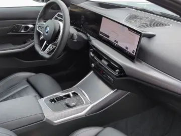 BMW 330e xDrive M-SPORT LivePRO PA  St&Go adaLED SHZ