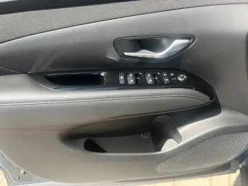 HYUNDAI Tucson Trend Plug-In Hybrid 4WD Navi