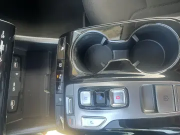 HYUNDAI Tucson Trend Plug-In Hybrid 4WD Navi