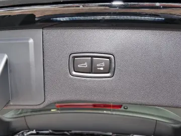 Porsche Cayenne E-Hybrid Black Edition