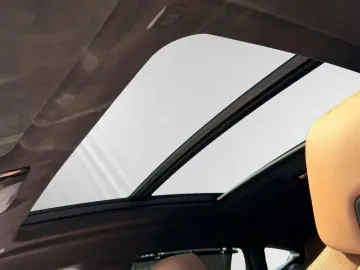 BMW X6 M Competition Pano DA&PA-Prof. Harman Kardon