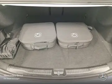 MERCEDES-BENZ C 300 e Avantgarde Pano Adv  Memory MBUX LED