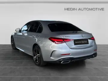 MERCEDES-BENZ C 300e AMG NIGHT LED AMBI  DISTR  PANO 360