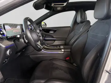 MERCEDES-BENZ C 300e AMG NIGHT LED AMBI  DISTR  PANO 360