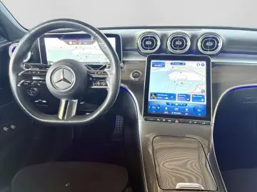 MERCEDES-BENZ C 300e AMG NIGHT LED AMBI  DISTR  PANO 360