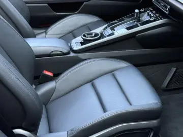 PORSCHE 992  911 Carrera Cabriolet 1.BESITZ UNFALLFREI P