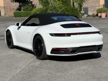 PORSCHE 992  911 Carrera Cabriolet 1.BESITZ UNFALLFREI P