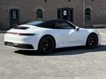 PORSCHE 992  911 Carrera Cabriolet 1.BESITZ UNFALLFREI P
