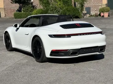 PORSCHE 992  911 Carrera Cabriolet 1.BESITZ UNFALLFREI P