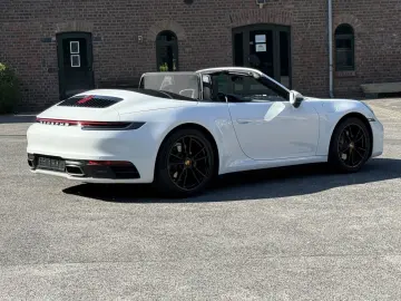 PORSCHE 992  911 Carrera Cabriolet 1.BESITZ UNFALLFREI P