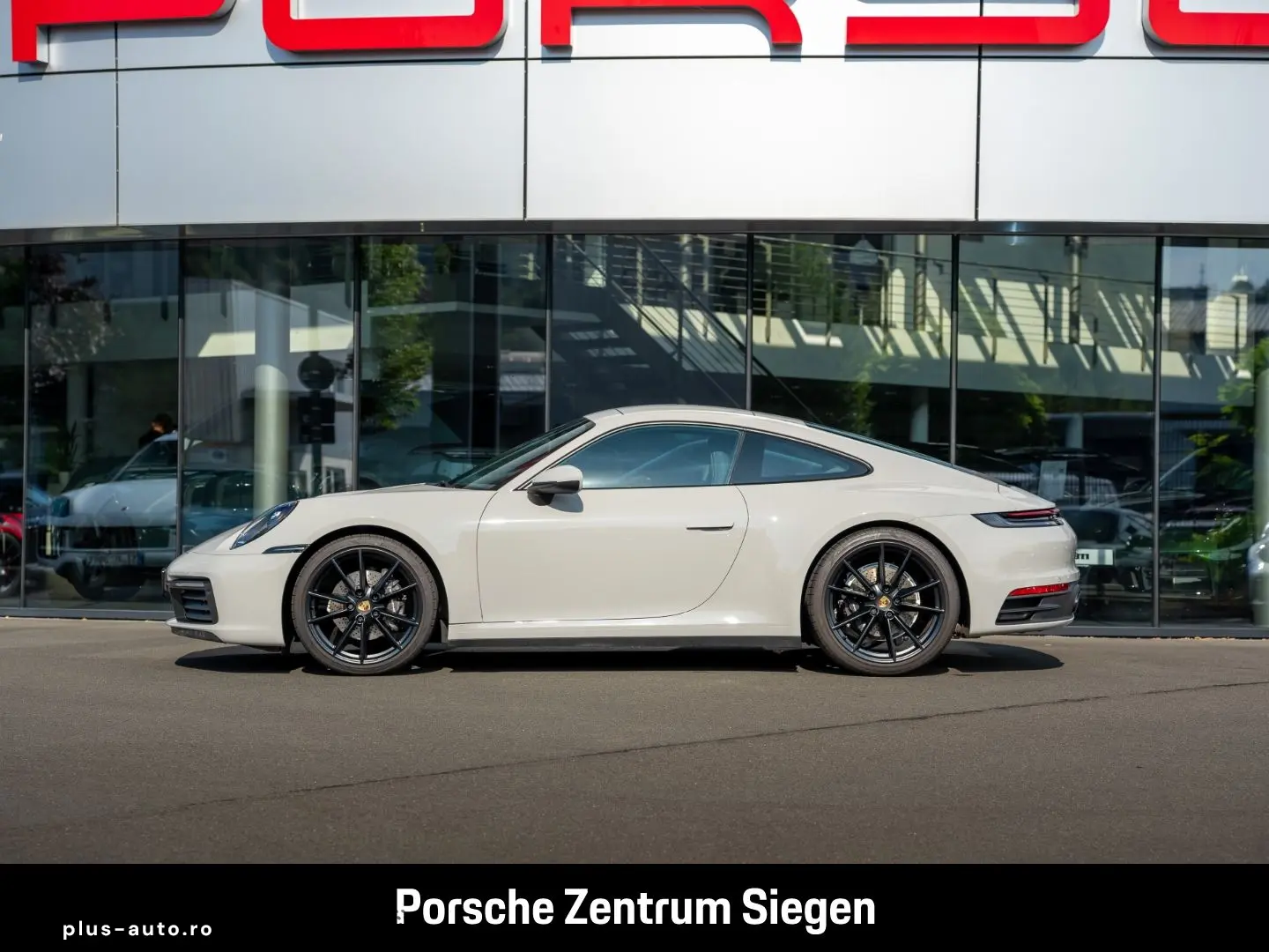 PORSCHE 992 Carrera el.Dach Sportabgas 21-Zoll Memory Ka