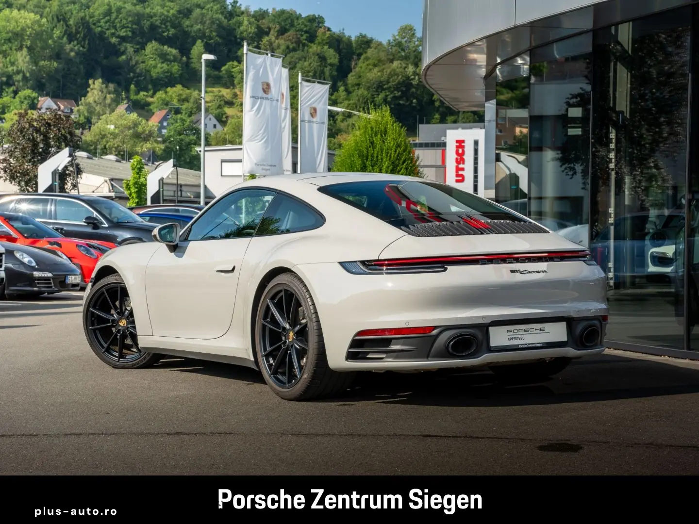 PORSCHE 992 Carrera el.Dach Sportabgas 21-Zoll Memory Ka