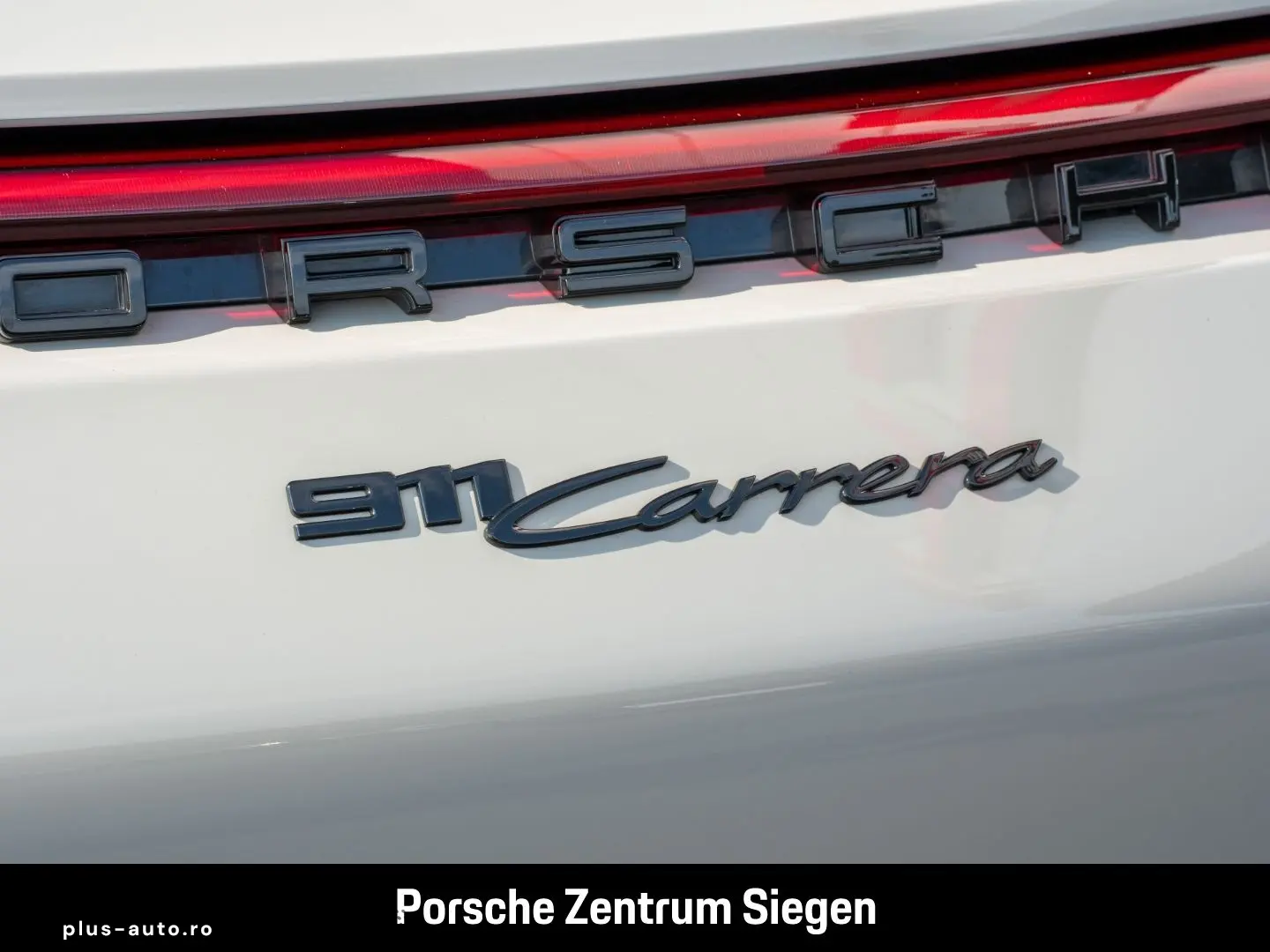 PORSCHE 992 Carrera el.Dach Sportabgas 21-Zoll Memory Ka