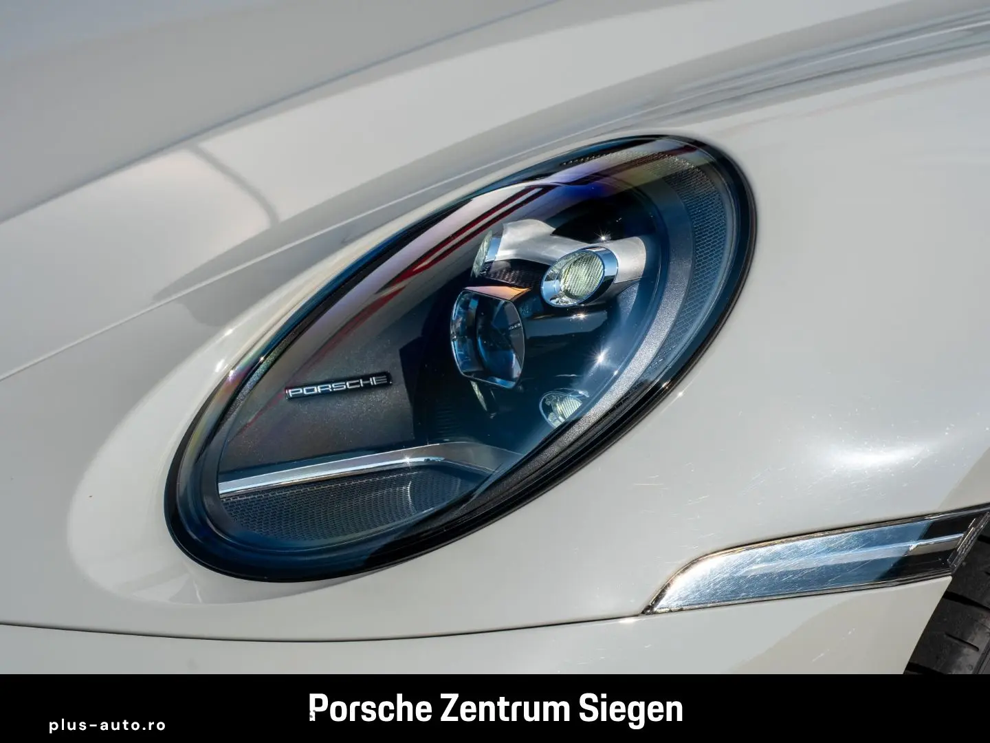 PORSCHE 992 Carrera el.Dach Sportabgas 21-Zoll Memory Ka