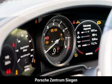 PORSCHE 992 Carrera el.Dach Sportabgas 21-Zoll Memory Ka