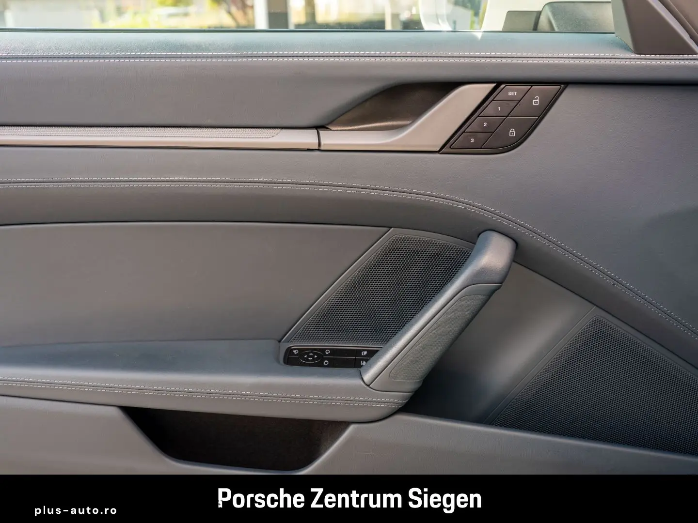 PORSCHE 992 Carrera el.Dach Sportabgas 21-Zoll Memory Ka