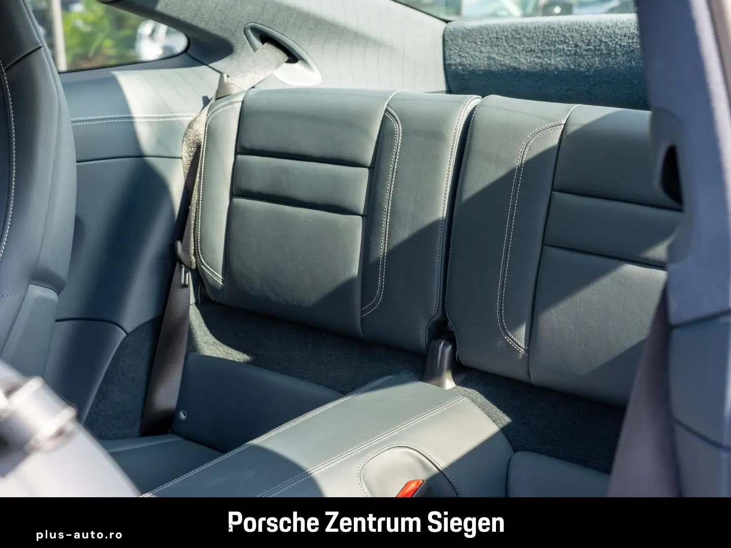 PORSCHE 992 Carrera el.Dach Sportabgas 21-Zoll Memory Ka