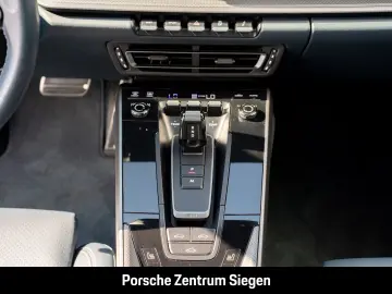 PORSCHE 992 Carrera el.Dach Sportabgas 21-Zoll Memory Ka