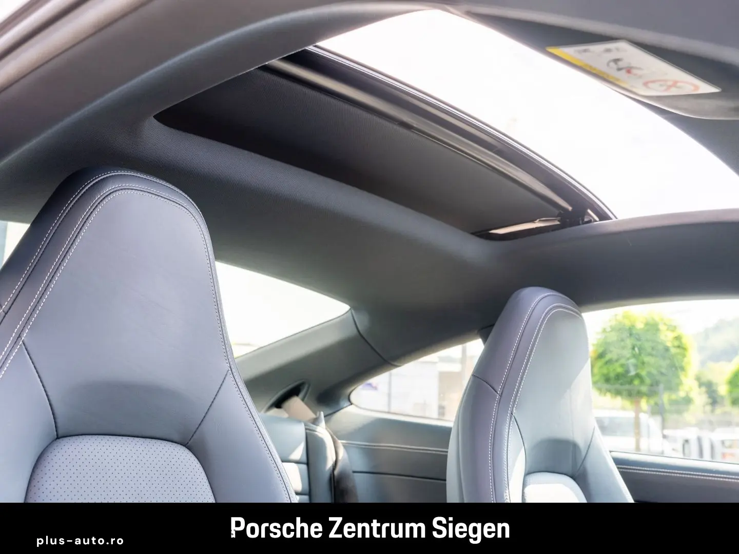 PORSCHE 992 Carrera el.Dach Sportabgas 21-Zoll Memory Ka