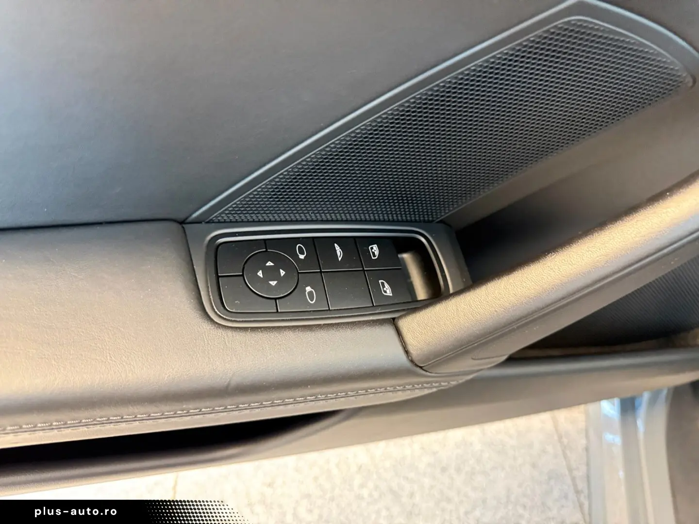 PORSCHE 992 Cabrio PDK   Sport-Tex Vollleder Sportabgas