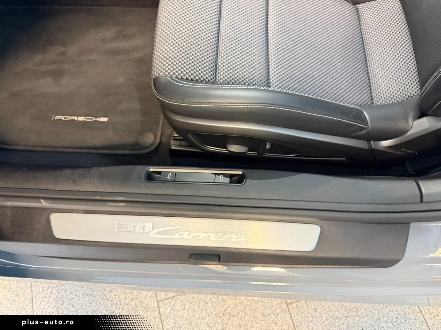 PORSCHE 992 Cabrio PDK   Sport-Tex Vollleder Sportabgas