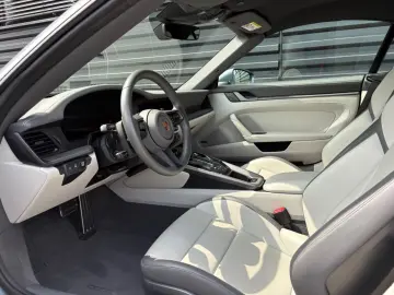 PORSCHE 911 -992 Carrera Cabriolet-FACELIFT-BOSE-20 …