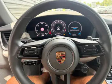 PORSCHE 911 -992 Carrera Cabriolet-FACELIFT-BOSE-20 …