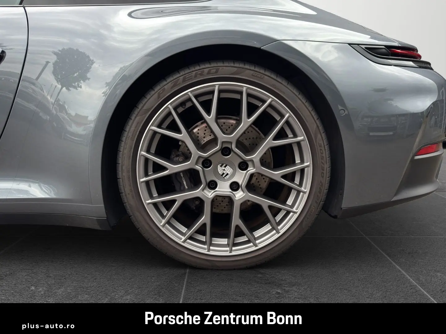 PORSCHE 992 911 Carrera InnoDrive Sportabgas BOSE 21-Zol