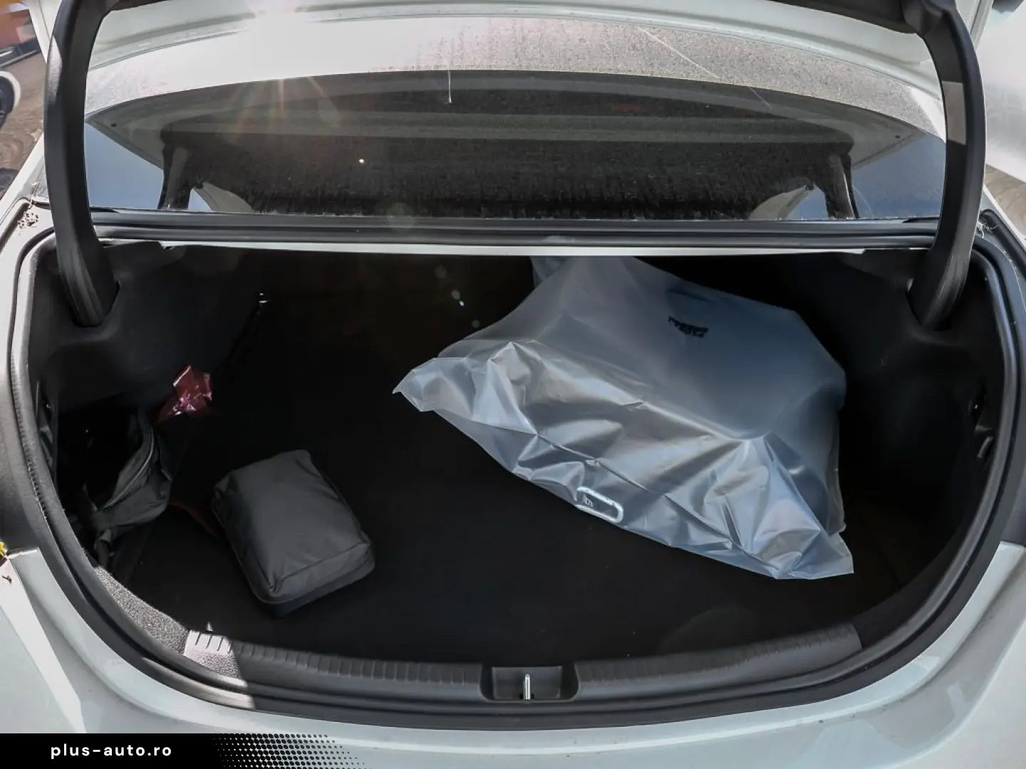 MERCEDES-BENZ C 300 e 4M AMG Premium AHK Night White Kamera