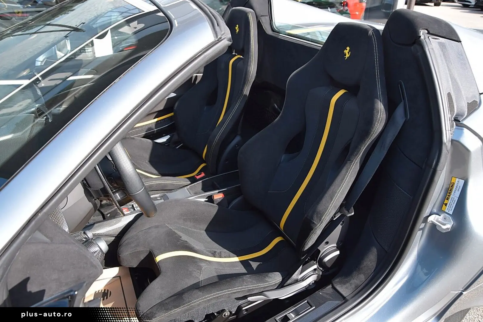 FERRARI 488 Pista Spider  Full Carbon Kamera Alcantar...