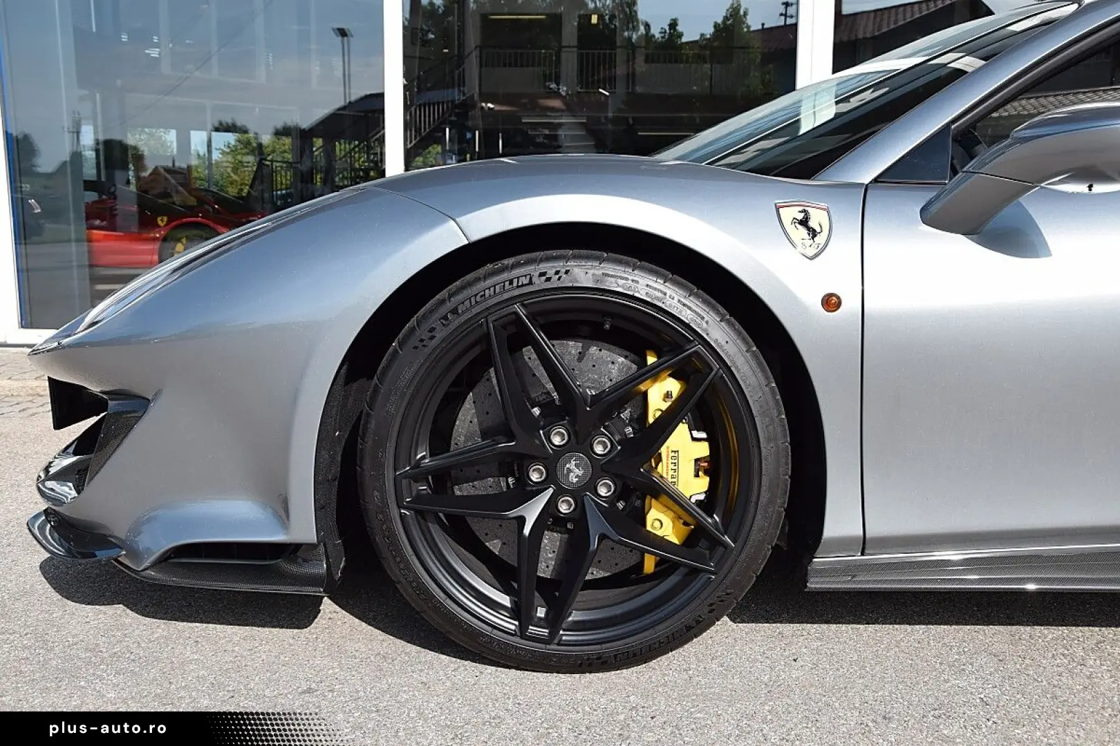 FERRARI 488 Pista Spider  Full Carbon Kamera Alcantar...