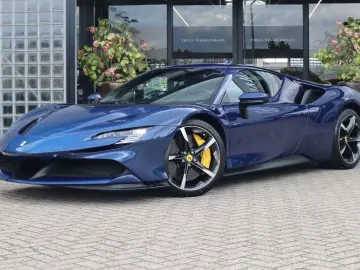 FERRARI SF90 Stradale 4.0 V8   Blu Tour de France  Carbo