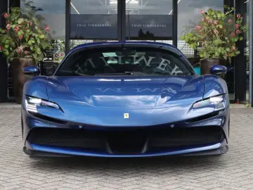 FERRARI SF90 Stradale 4.0 V8   Blu Tour de France  Carbo