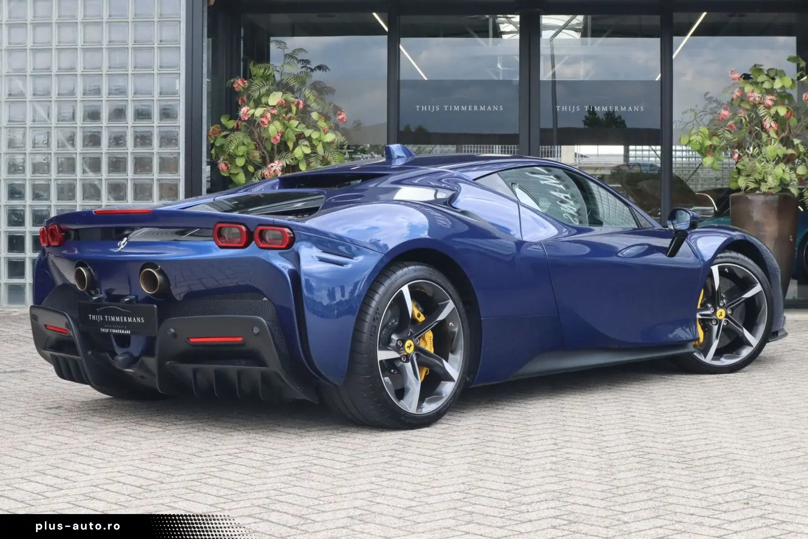 FERRARI SF90 Stradale 4.0 V8   Blu Tour de France  Carbo