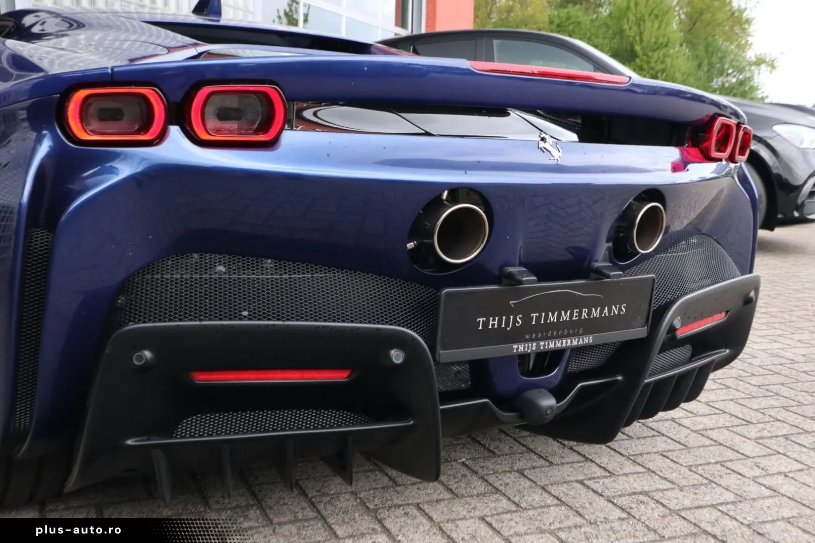 FERRARI SF90 Stradale 4.0 V8   Blu Tour de France  Carbo