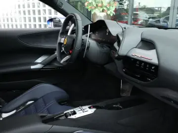 FERRARI SF90 Stradale 4.0 V8   Blu Tour de France  Carbo