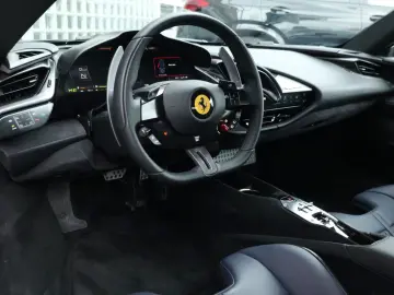 FERRARI SF90 Stradale 4.0 V8   Blu Tour de France  Carbo