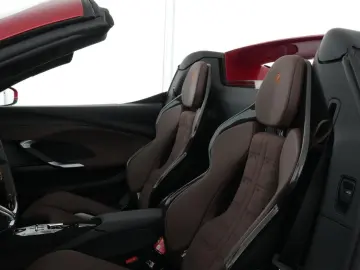 FERRARI 296 GTS ACC AUT Alcant. LM PDC SoundSys SportS.